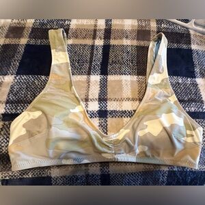 Scoop neck bikini top